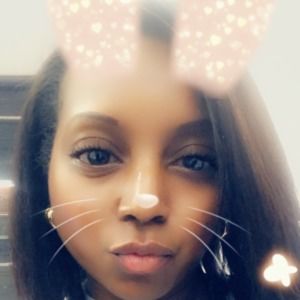 Meet your Posher, Noelle